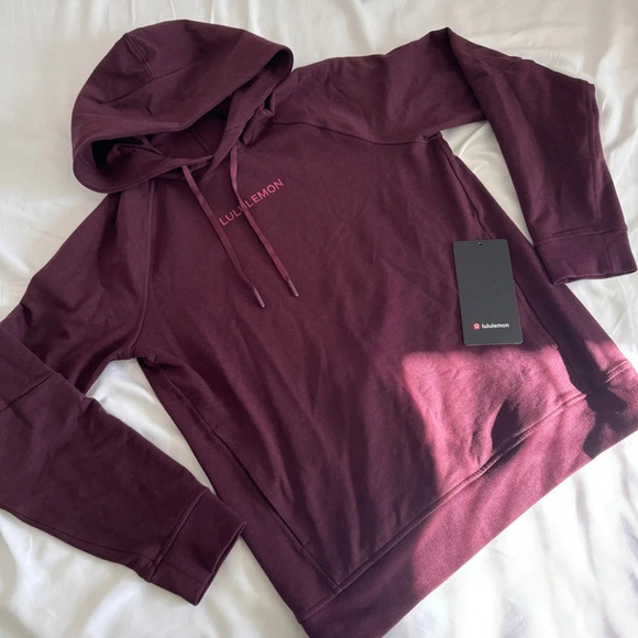 🆕💜 Lululemon City Sweat Pullover Hoodie - Cassis - Picture 1 of 10